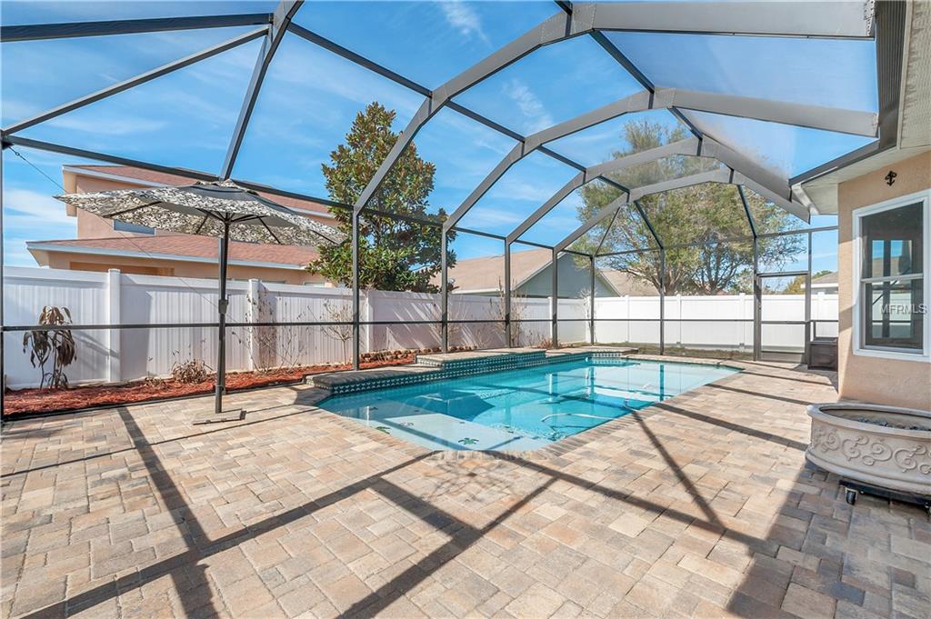 4385 KNOLLCREST COURT, SPRING HILL, Florida 34609, 4 Bedrooms Bedrooms, 7 Rooms Rooms,3 BathroomsBathrooms,Residential,For sale,KNOLLCREST,W7637136