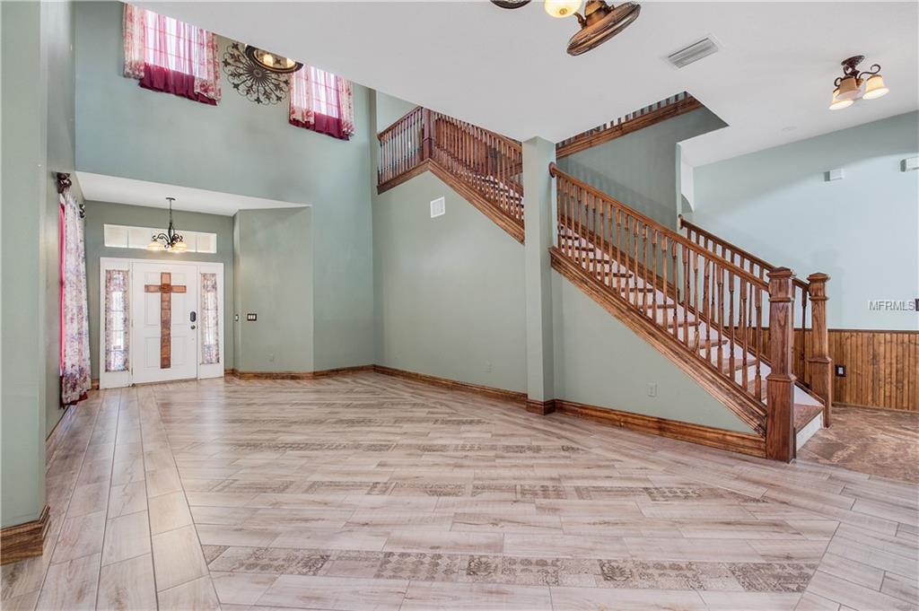 4385 KNOLLCREST COURT, SPRING HILL, Florida 34609, 4 Bedrooms Bedrooms, 7 Rooms Rooms,3 BathroomsBathrooms,Residential,For sale,KNOLLCREST,W7637136