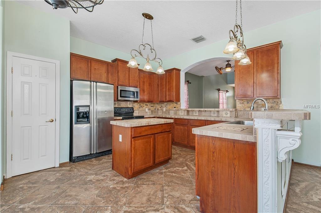 4385 KNOLLCREST COURT, SPRING HILL, Florida 34609, 4 Bedrooms Bedrooms, 7 Rooms Rooms,3 BathroomsBathrooms,Residential,For sale,KNOLLCREST,W7637136