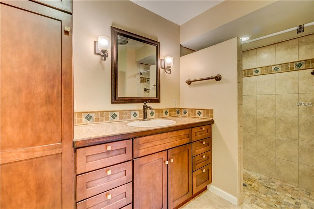 10908 JUNIPERUS PLACE, TAMPA, Florida 33618, 4 Bedrooms Bedrooms, 10 Rooms Rooms,2 BathroomsBathrooms,Residential,For sale,JUNIPERUS,T2925317