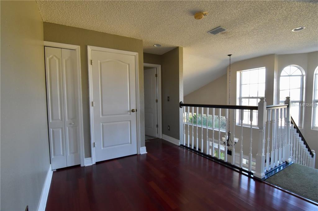 1050 STARKEY ROAD, LARGO, Florida 33771, 4 Bedrooms Bedrooms, 3 Rooms Rooms,3 BathroomsBathrooms,Residential,For sale,STARKEY,U7846323