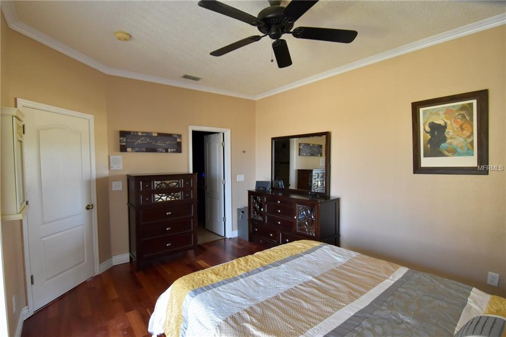 1050 STARKEY ROAD, LARGO, Florida 33771, 4 Bedrooms Bedrooms, 3 Rooms Rooms,3 BathroomsBathrooms,Residential,For sale,STARKEY,U7846323