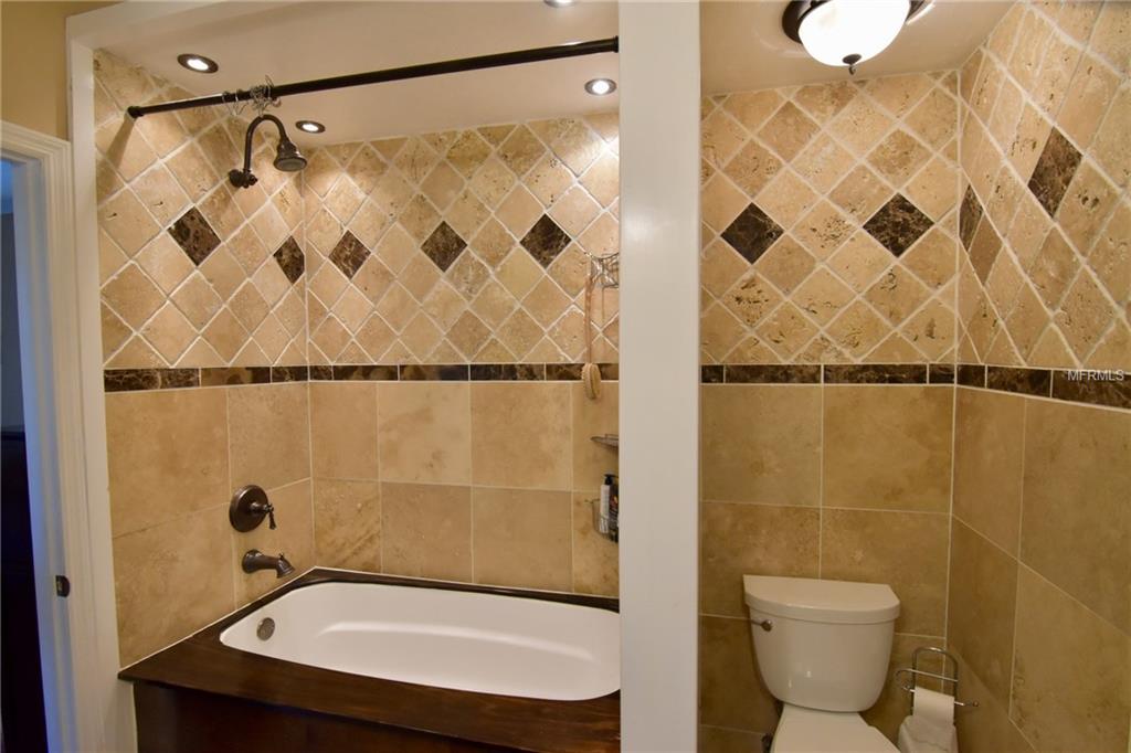 1050 STARKEY ROAD, LARGO, Florida 33771, 4 Bedrooms Bedrooms, 3 Rooms Rooms,3 BathroomsBathrooms,Residential,For sale,STARKEY,U7846323