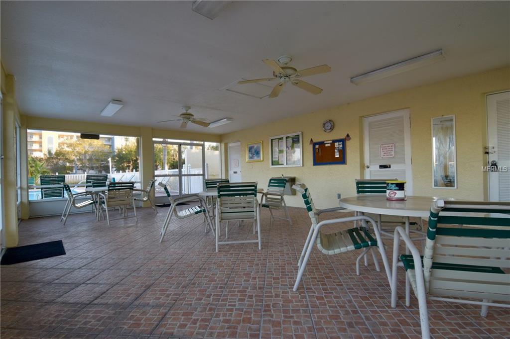 1050 STARKEY ROAD, LARGO, Florida 33771, 4 Bedrooms Bedrooms, 3 Rooms Rooms,3 BathroomsBathrooms,Residential,For sale,STARKEY,U7846323