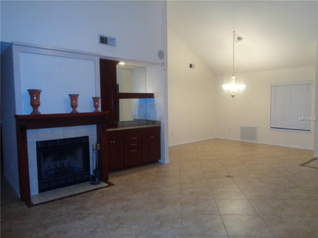 1002 CHESTERFIELD CIRCLE, WINTER SPRINGS, Florida 32708, 3 Bedrooms Bedrooms, 6 Rooms Rooms,2 BathroomsBathrooms,Residential,For sale,CHESTERFIELD,O5560344