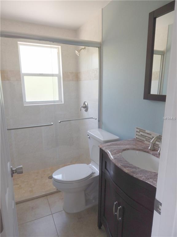 324 CENTER ROAD, VENICE, Florida 34285, 3 Bedrooms Bedrooms, 6 Rooms Rooms,3 BathroomsBathrooms,Residential,For sale,CENTER,A4209339