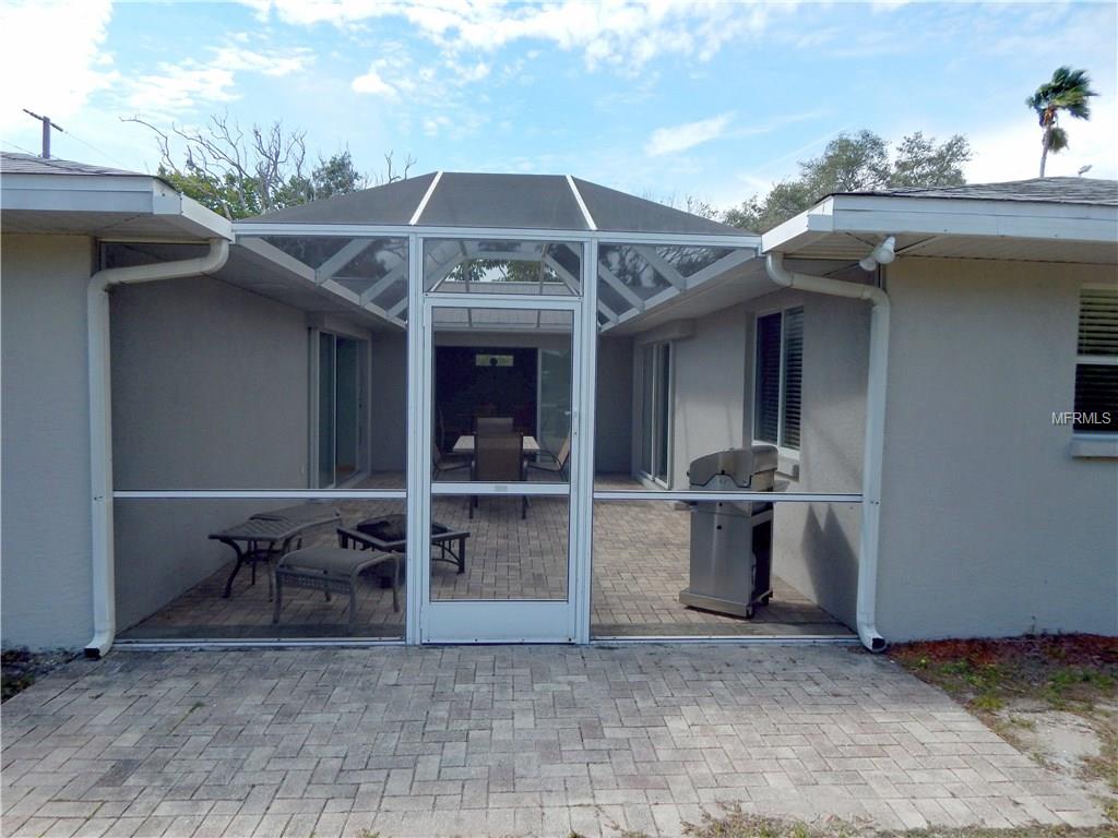 324 CENTER ROAD, VENICE, Florida 34285, 3 Bedrooms Bedrooms, 6 Rooms Rooms,3 BathroomsBathrooms,Residential,For sale,CENTER,A4209339