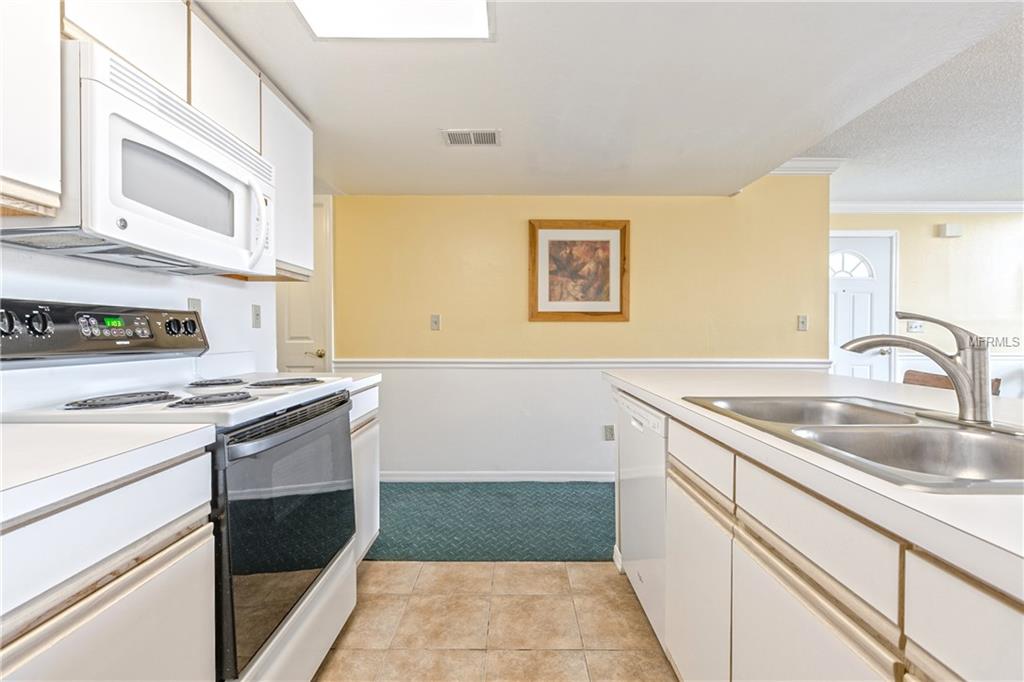 2470 SWEETWATER CLUB CIRCLE, KISSIMMEE, Florida 34746, 3 Bedrooms Bedrooms, 6 Rooms Rooms,2 BathroomsBathrooms,Residential,For sale,SWEETWATER CLUB,O5561329