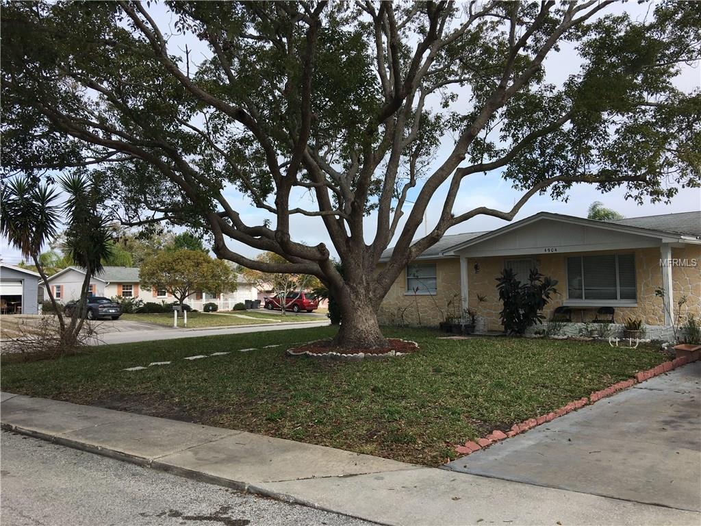 4904 CARROLLWOOD STREET, NEW PORT RICHEY, Florida 34653, 2 Bedrooms Bedrooms, 6 Rooms Rooms,1 BathroomBathrooms,Residential,For sale,CARROLLWOOD,W7637775