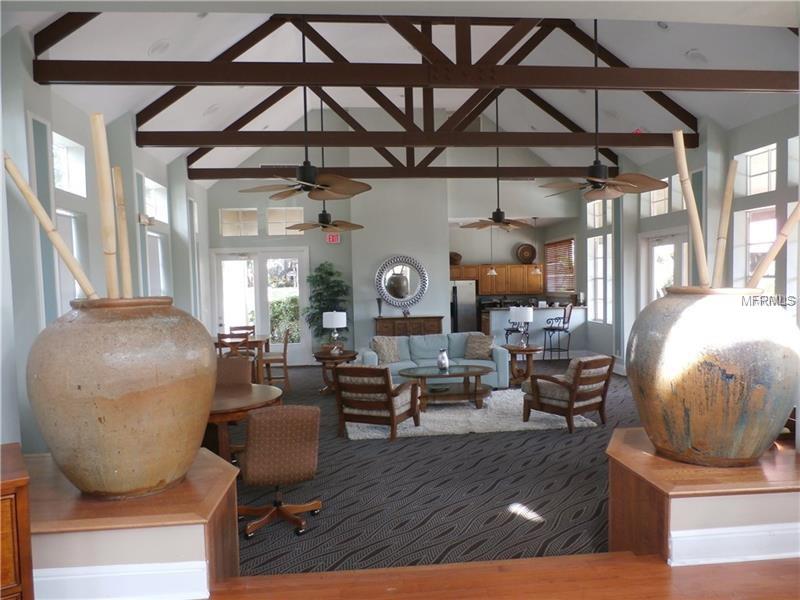 236 AFTON SQUARE, ALTAMONTE SPRINGS, Florida 32714, 1 Bedroom Bedrooms, 3 Rooms Rooms,1 BathroomBathrooms,Residential,For sale,AFTON,O5561780