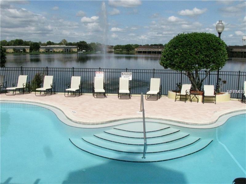 236 AFTON SQUARE, ALTAMONTE SPRINGS, Florida 32714, 1 Bedroom Bedrooms, 3 Rooms Rooms,1 BathroomBathrooms,Residential,For sale,AFTON,O5561780