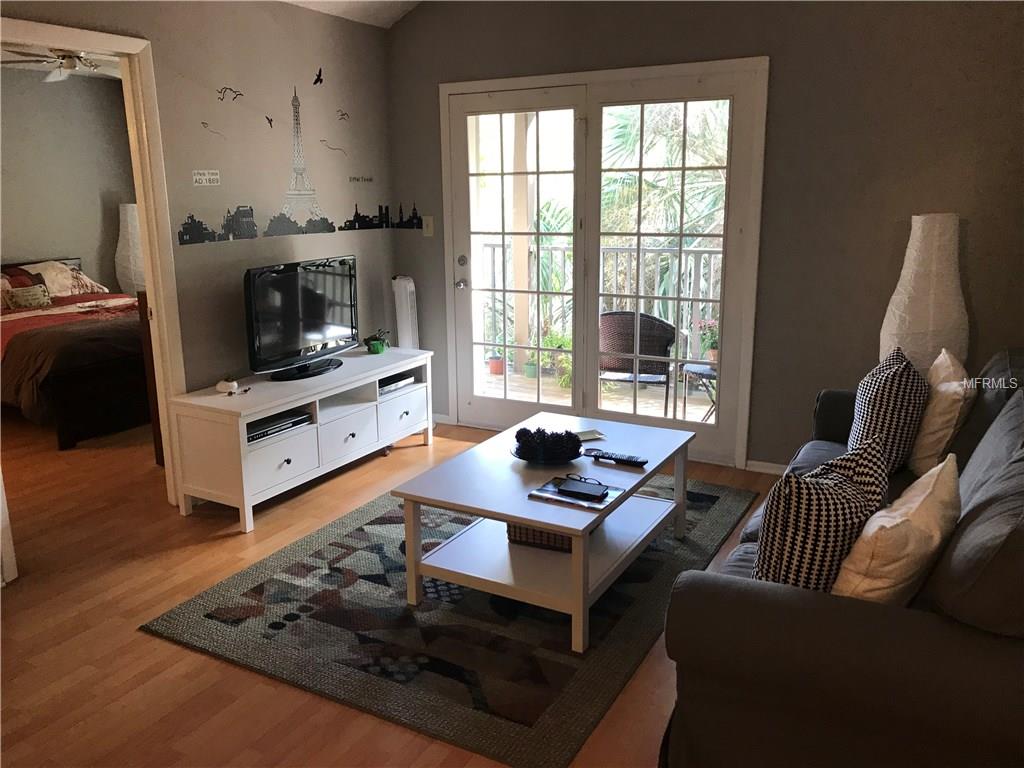 236 AFTON SQUARE, ALTAMONTE SPRINGS, Florida 32714, 1 Bedroom Bedrooms, 3 Rooms Rooms,1 BathroomBathrooms,Residential,For sale,AFTON,O5561780