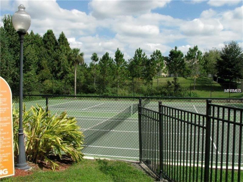 236 AFTON SQUARE, ALTAMONTE SPRINGS, Florida 32714, 1 Bedroom Bedrooms, 3 Rooms Rooms,1 BathroomBathrooms,Residential,For sale,AFTON,O5561780