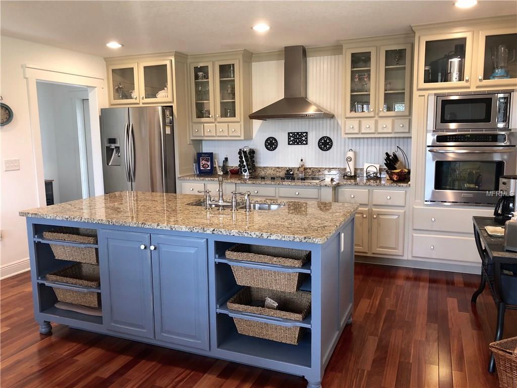 1713 REYNOLDS ROAD, DE LEON SPRINGS, Florida 32130, 4 Bedrooms Bedrooms, 6 Rooms Rooms,2 BathroomsBathrooms,Residential,For sale,REYNOLDS,V4722937