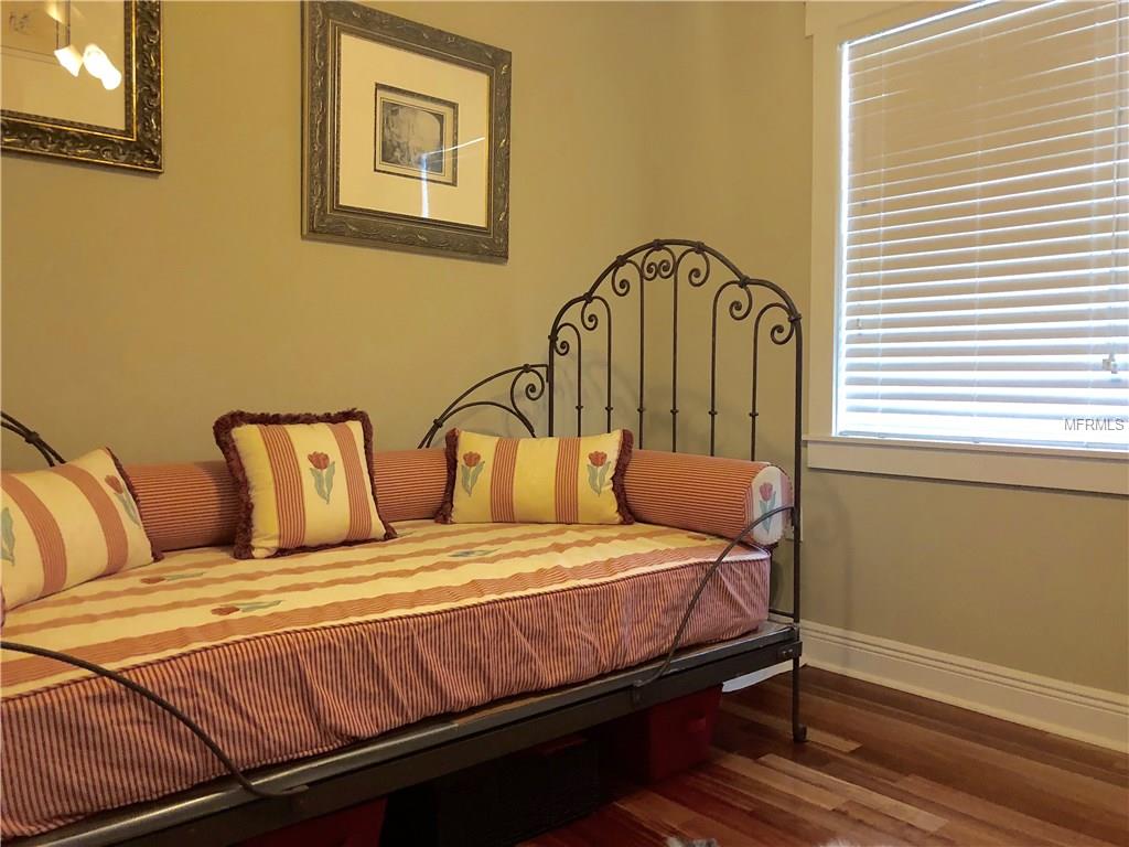 1713 REYNOLDS ROAD, DE LEON SPRINGS, Florida 32130, 4 Bedrooms Bedrooms, 6 Rooms Rooms,2 BathroomsBathrooms,Residential,For sale,REYNOLDS,V4722937