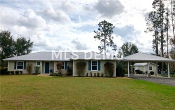 1713 REYNOLDS ROAD, DE LEON SPRINGS, Florida 32130, 4 Bedrooms Bedrooms, 6 Rooms Rooms,2 BathroomsBathrooms,Residential,For sale,REYNOLDS,V4722937