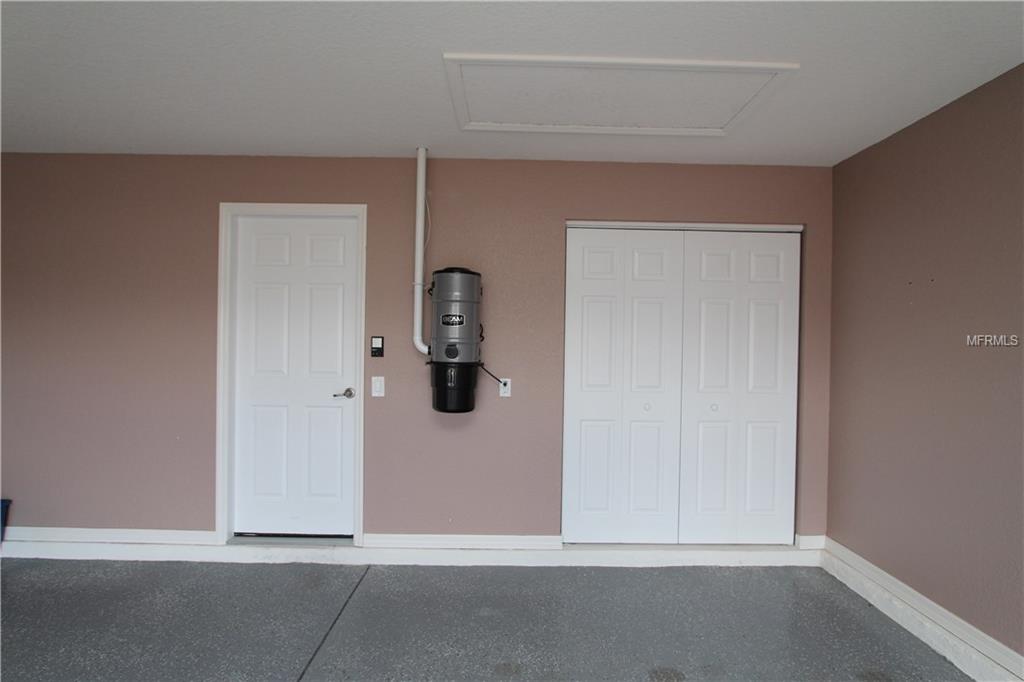 5064 NEPTUNE CIRCLE, OXFORD, Florida 34484, 3 Bedrooms Bedrooms, 8 Rooms Rooms,2 BathroomsBathrooms,Residential,For sale,NEPTUNE CIRCLE,G4841130