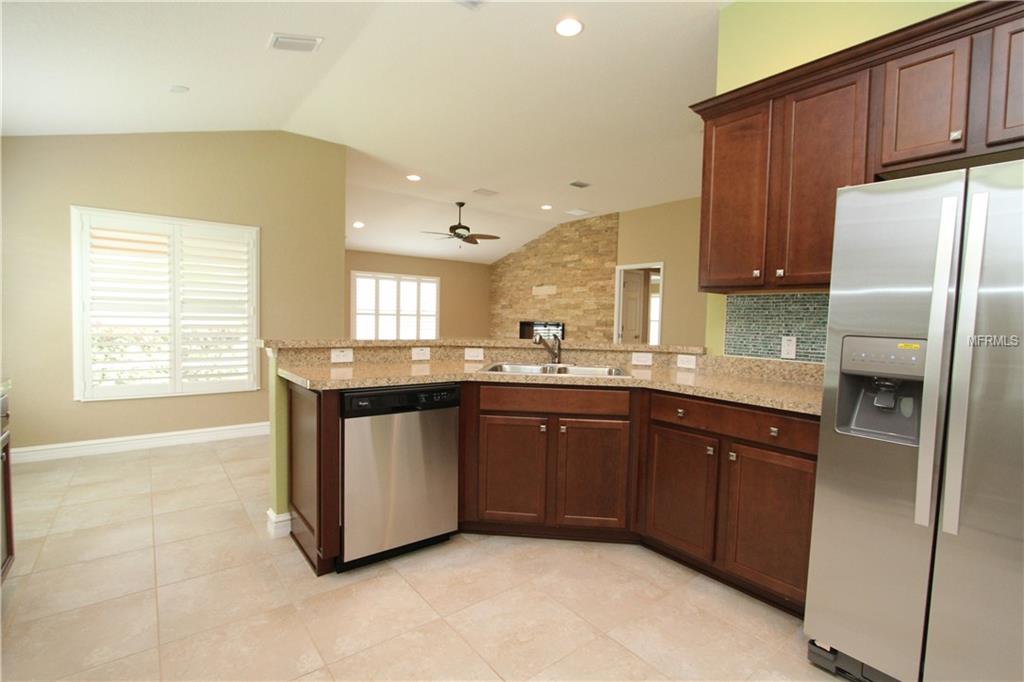 5064 NEPTUNE CIRCLE, OXFORD, Florida 34484, 3 Bedrooms Bedrooms, 8 Rooms Rooms,2 BathroomsBathrooms,Residential,For sale,NEPTUNE CIRCLE,G4841130