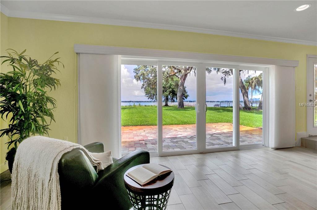 2240 LAKE ARIANA BOULEVARD, AUBURNDALE, Florida 33823, 4 Bedrooms Bedrooms, 6 Rooms Rooms,3 BathroomsBathrooms,Residential,For sale,LAKE ARIANA,P4716540