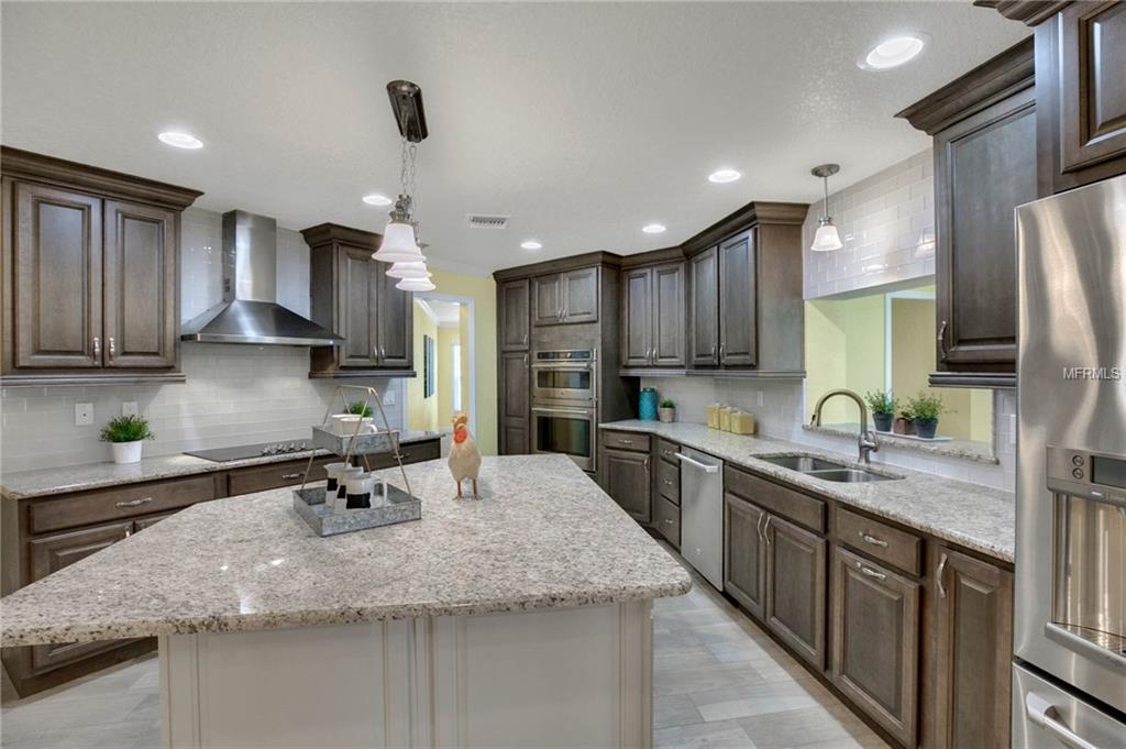 2240 LAKE ARIANA BOULEVARD, AUBURNDALE, Florida 33823, 4 Bedrooms Bedrooms, 6 Rooms Rooms,3 BathroomsBathrooms,Residential,For sale,LAKE ARIANA,P4716540