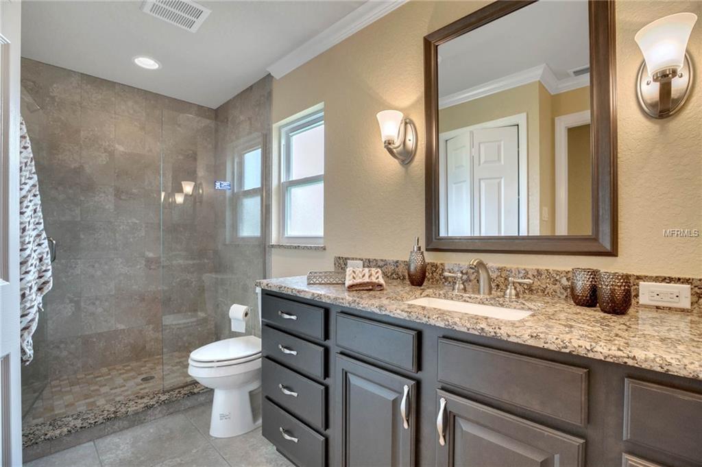 2240 LAKE ARIANA BOULEVARD, AUBURNDALE, Florida 33823, 4 Bedrooms Bedrooms, 6 Rooms Rooms,3 BathroomsBathrooms,Residential,For sale,LAKE ARIANA,P4716540