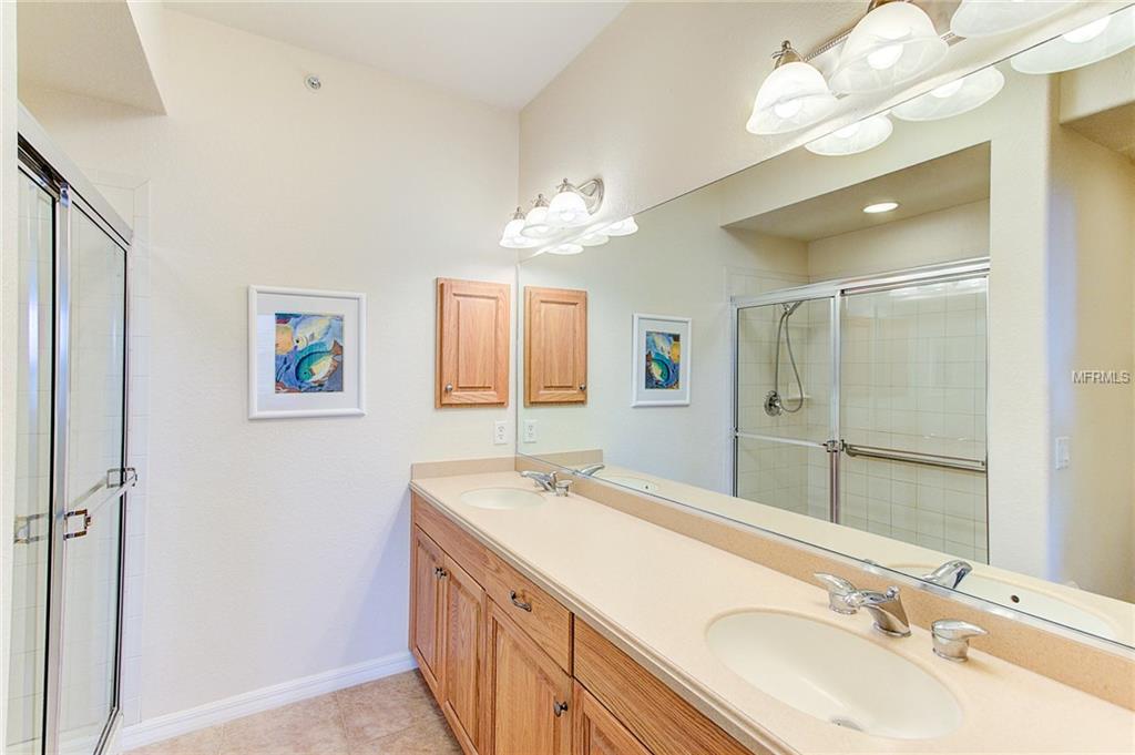 100 SAN LINO CIRCLE, VENICE, Florida 34292, 2 Bedrooms Bedrooms, 9 Rooms Rooms,2 BathroomsBathrooms,Residential,For sale,SAN LINO,N5914828