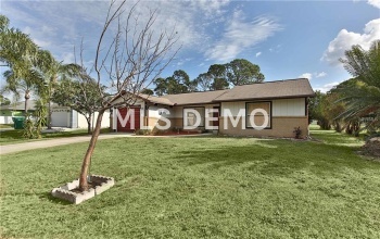 2426 HAVEN STREET, PORT CHARLOTTE, Florida 33948, 2 Bedrooms Bedrooms, 7 Rooms Rooms,2 BathroomsBathrooms,Residential,For sale,HAVEN,C7246621