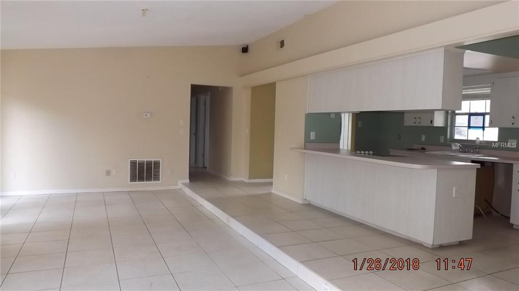 966 SEQUOIA DRIVE, WINTER SPRINGS, Florida 32708, 4 Bedrooms Bedrooms, 3 Rooms Rooms,2 BathroomsBathrooms,Residential,For sale,SEQUOIA,O5559314