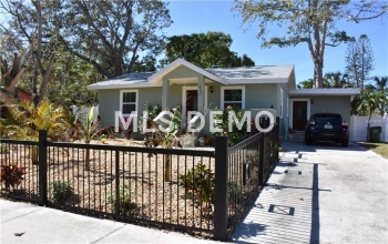 1937 COCOANUT AVENUE, SARASOTA, Florida 34234, 3 Bedrooms Bedrooms, 6 Rooms Rooms,2 BathroomsBathrooms,Residential,For sale,COCOANUT,A4209080