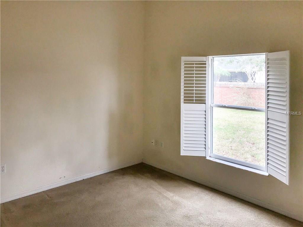 5729 LAKE CHAMPLAIN DRIVE, ORLANDO, Florida 32829, 4 Bedrooms Bedrooms, 8 Rooms Rooms,2 BathroomsBathrooms,Residential,For sale,LAKE CHAMPLAIN,S4857054