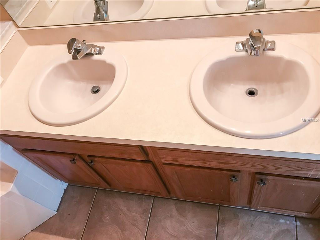 5729 LAKE CHAMPLAIN DRIVE, ORLANDO, Florida 32829, 4 Bedrooms Bedrooms, 8 Rooms Rooms,2 BathroomsBathrooms,Residential,For sale,LAKE CHAMPLAIN,S4857054