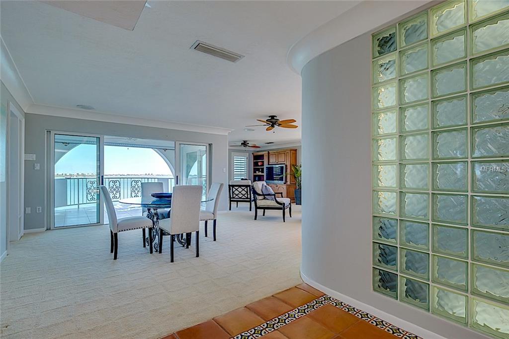 37 SUNSET DRIVE, SARASOTA, Florida 34236, 2 Bedrooms Bedrooms, 4 Rooms Rooms,2 BathroomsBathrooms,Residential,For sale,SUNSET,A4198187