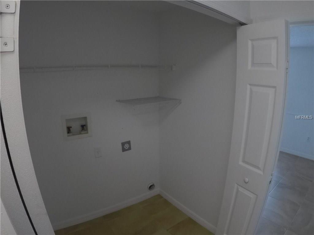 196 KENLAKE DRIVE, DELTONA, Florida 32738, 4 Bedrooms Bedrooms, 7 Rooms Rooms,2 BathroomsBathrooms,Residential,For sale,KENLAKE,O5543967