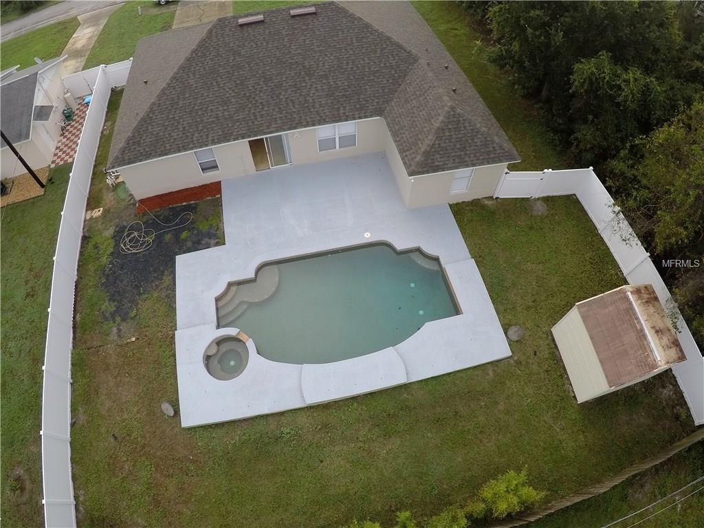 196 KENLAKE DRIVE, DELTONA, Florida 32738, 4 Bedrooms Bedrooms, 7 Rooms Rooms,2 BathroomsBathrooms,Residential,For sale,KENLAKE,O5543967