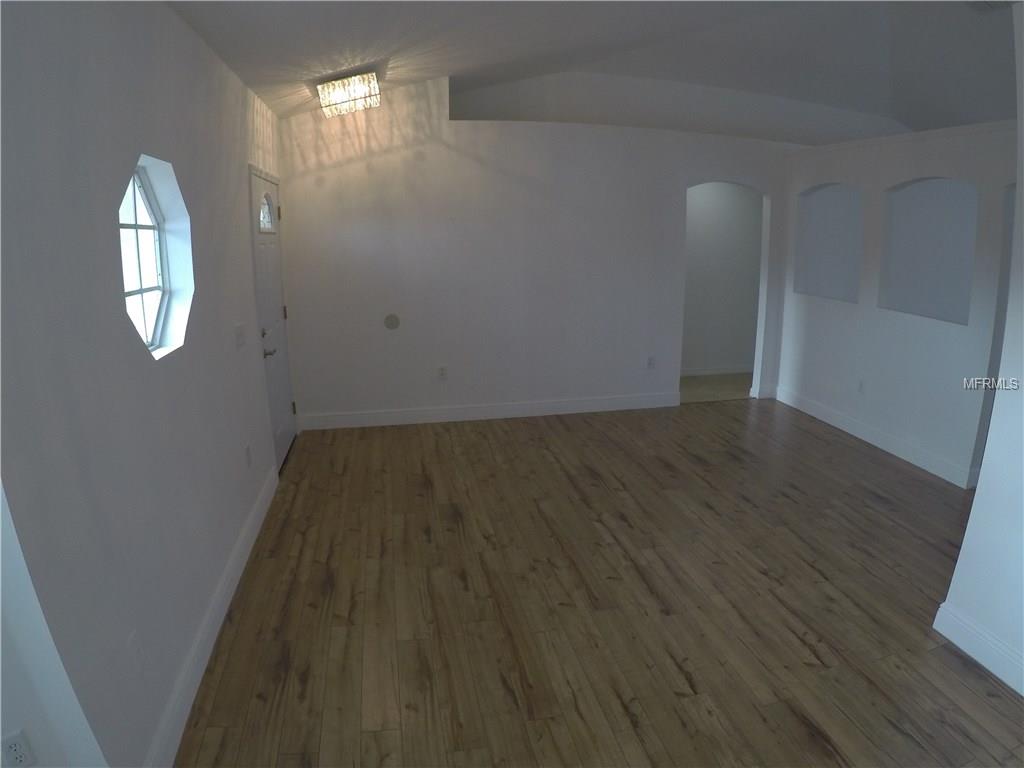 196 KENLAKE DRIVE, DELTONA, Florida 32738, 4 Bedrooms Bedrooms, 7 Rooms Rooms,2 BathroomsBathrooms,Residential,For sale,KENLAKE,O5543967