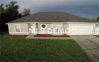 196 KENLAKE DRIVE, DELTONA, Florida 32738, 4 Bedrooms Bedrooms, 7 Rooms Rooms,2 BathroomsBathrooms,Residential,For sale,KENLAKE,O5543967