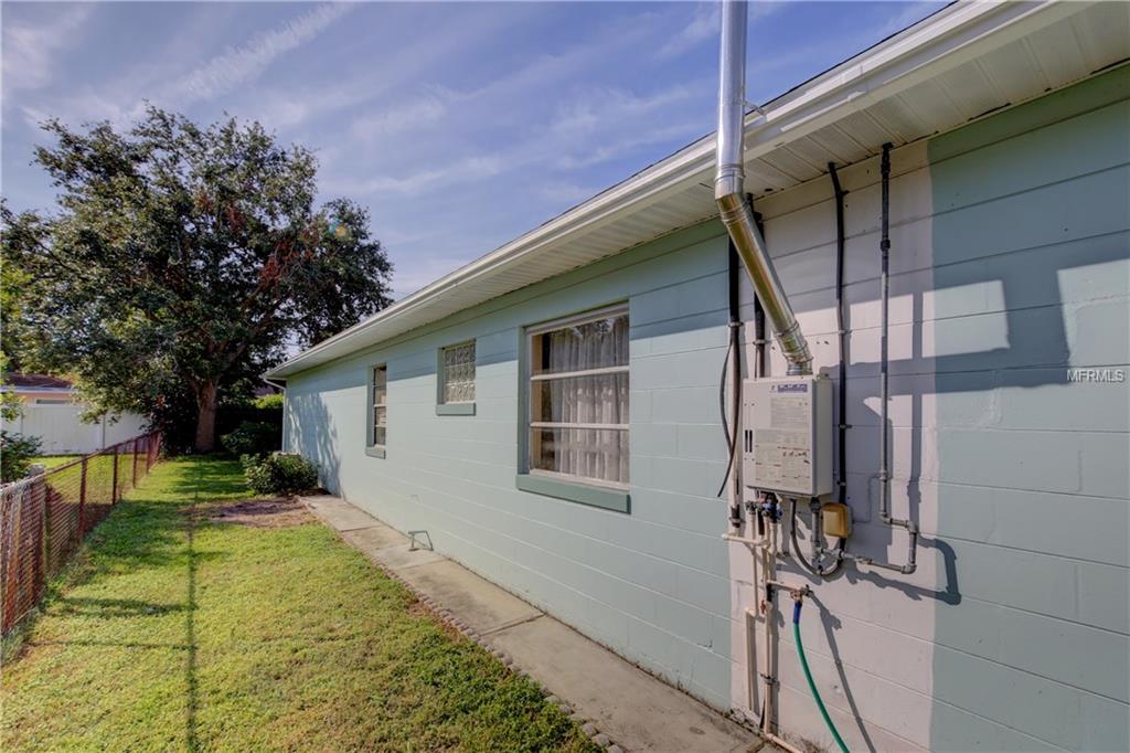 6132 9TH AVENUE N, ST PETERSBURG, Florida 33710, 3 Bedrooms Bedrooms, 5 Rooms Rooms,1 BathroomBathrooms,Residential,For sale,9TH,U7838528