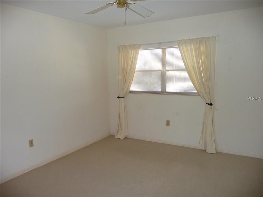 5150 10TH AVENUE N, ST PETERSBURG, Florida 33710, 1 Bedroom Bedrooms, 5 Rooms Rooms,1 BathroomBathrooms,Residential,For sale,10TH,U7845025