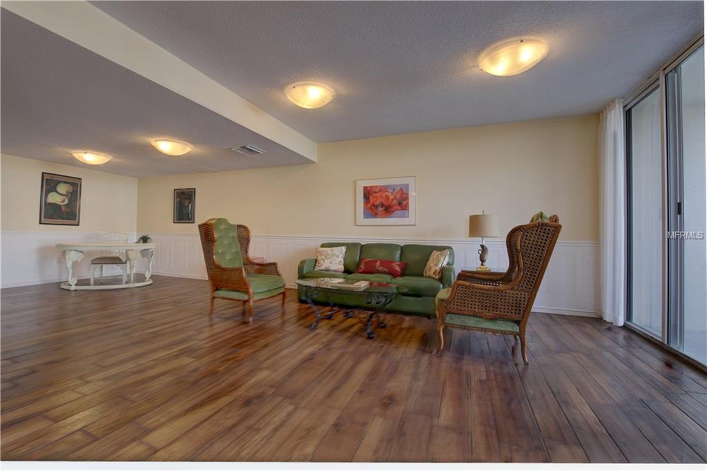 100 PIERCE STREET, CLEARWATER, Florida 33756, 2 Bedrooms Bedrooms, 5 Rooms Rooms,2 BathroomsBathrooms,Residential,For sale,PIERCE,U7845562