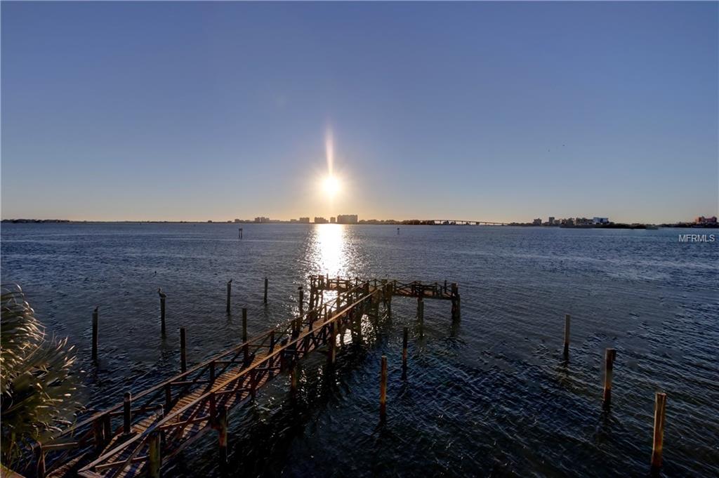 100 PIERCE STREET, CLEARWATER, Florida 33756, 2 Bedrooms Bedrooms, 5 Rooms Rooms,2 BathroomsBathrooms,Residential,For sale,PIERCE,U7845562