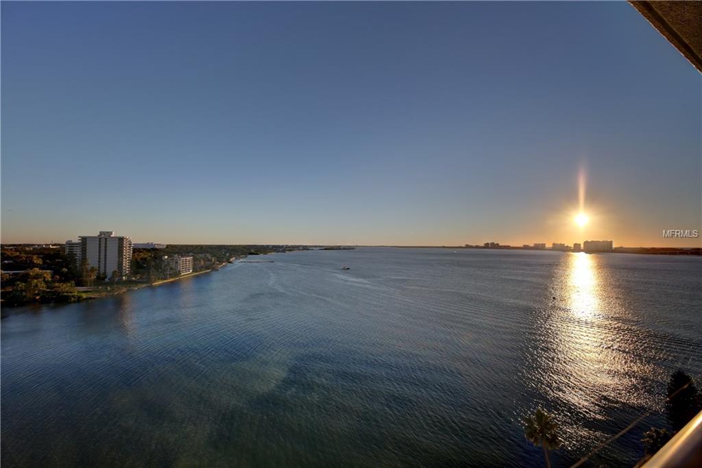 100 PIERCE STREET, CLEARWATER, Florida 33756, 2 Bedrooms Bedrooms, 5 Rooms Rooms,2 BathroomsBathrooms,Residential,For sale,PIERCE,U7845562