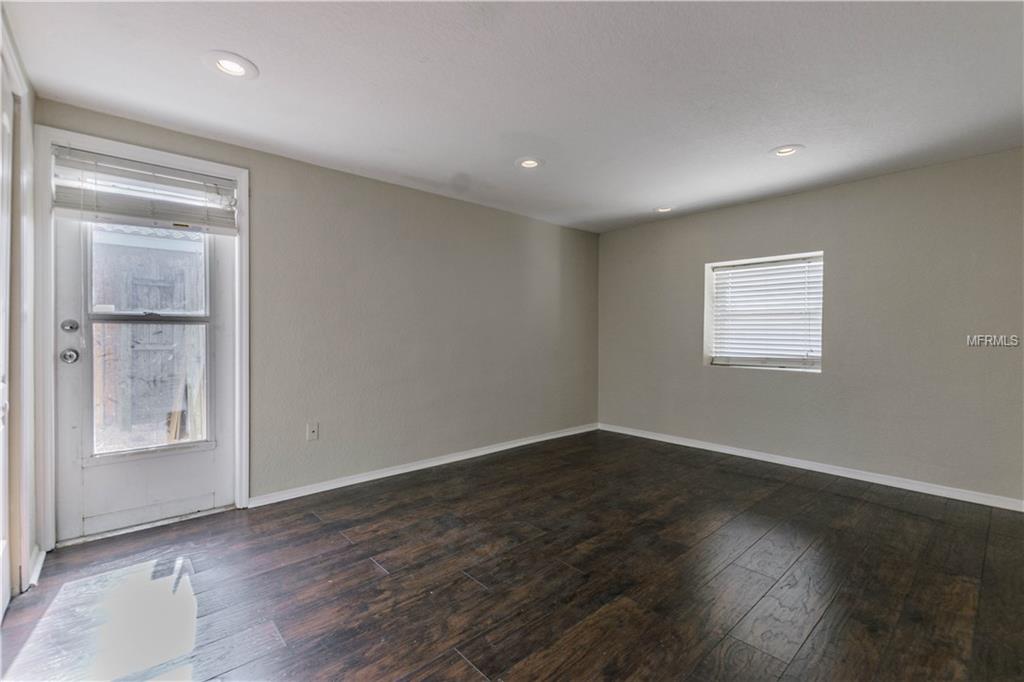 9910 RAINBOW LANE, PORT RICHEY, Florida 34668, 3 Bedrooms Bedrooms, 3 Rooms Rooms,2 BathroomsBathrooms,Residential,For sale,RAINBOW,T2925917