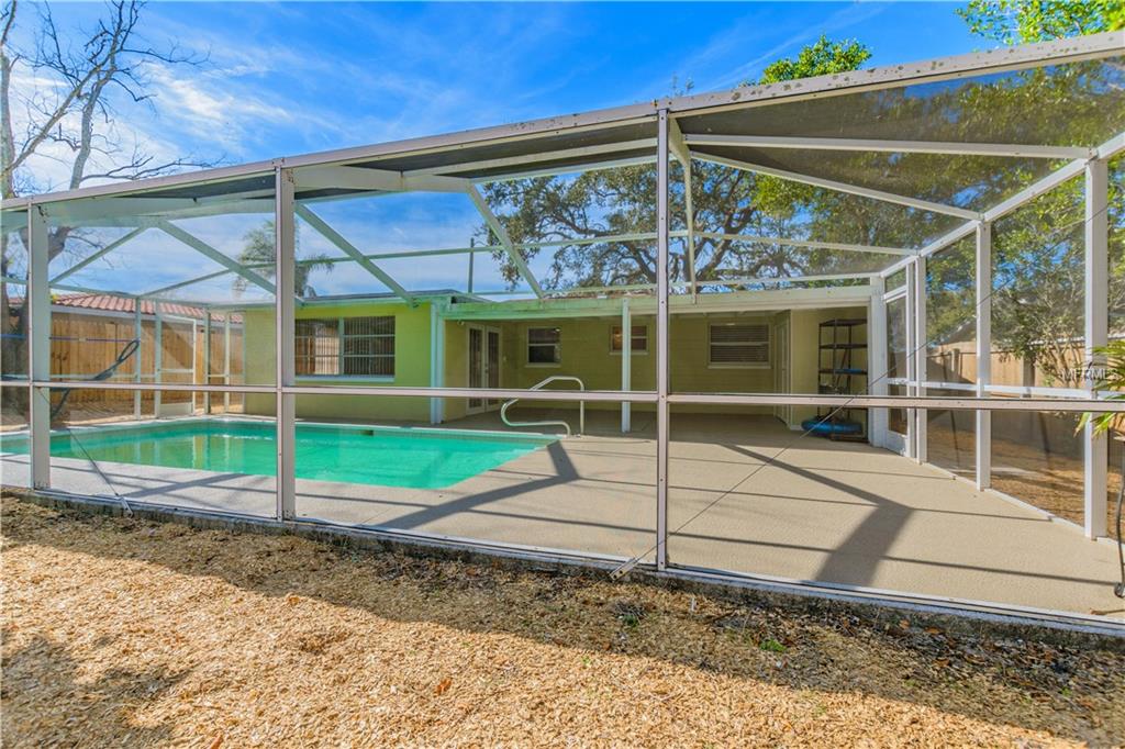 9910 RAINBOW LANE, PORT RICHEY, Florida 34668, 3 Bedrooms Bedrooms, 3 Rooms Rooms,2 BathroomsBathrooms,Residential,For sale,RAINBOW,T2925917