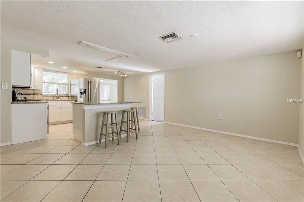 9910 RAINBOW LANE, PORT RICHEY, Florida 34668, 3 Bedrooms Bedrooms, 3 Rooms Rooms,2 BathroomsBathrooms,Residential,For sale,RAINBOW,T2925917