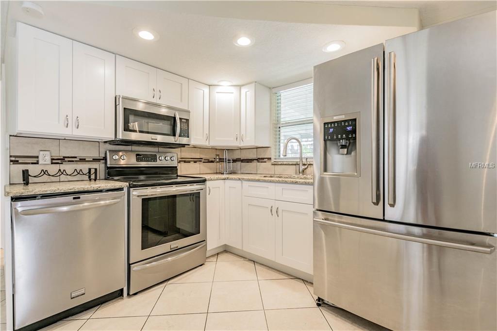 9910 RAINBOW LANE, PORT RICHEY, Florida 34668, 3 Bedrooms Bedrooms, 3 Rooms Rooms,2 BathroomsBathrooms,Residential,For sale,RAINBOW,T2925917