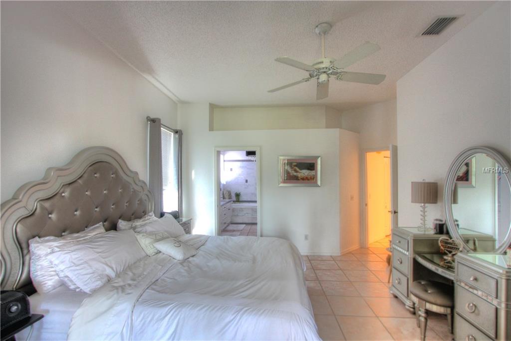 4058 WESTBOURNE CIRCLE, SARASOTA, Florida 34238, 3 Bedrooms Bedrooms, 3 Rooms Rooms,2 BathroomsBathrooms,Residential,For sale,WESTBOURNE,A4209082