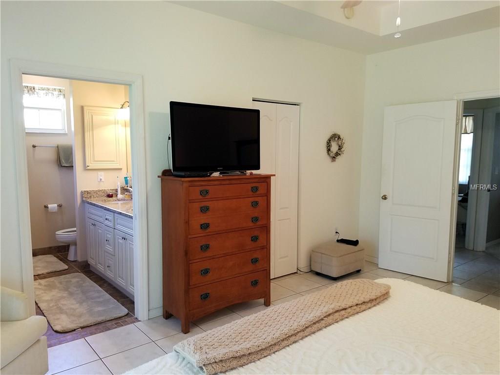 9380 LAKE ABBY LANE, BONITA SPRINGS, Florida 34135, 3 Bedrooms Bedrooms, 7 Rooms Rooms,2 BathroomsBathrooms,Residential,For sale,LAKE ABBY,N5915271