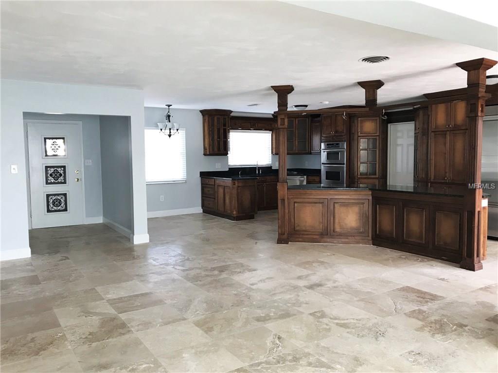 10732 99TH PLACE, SEMINOLE, Florida 33772, 2 Bedrooms Bedrooms, 3 Rooms Rooms,2 BathroomsBathrooms,Residential,For sale,99TH,T2917743