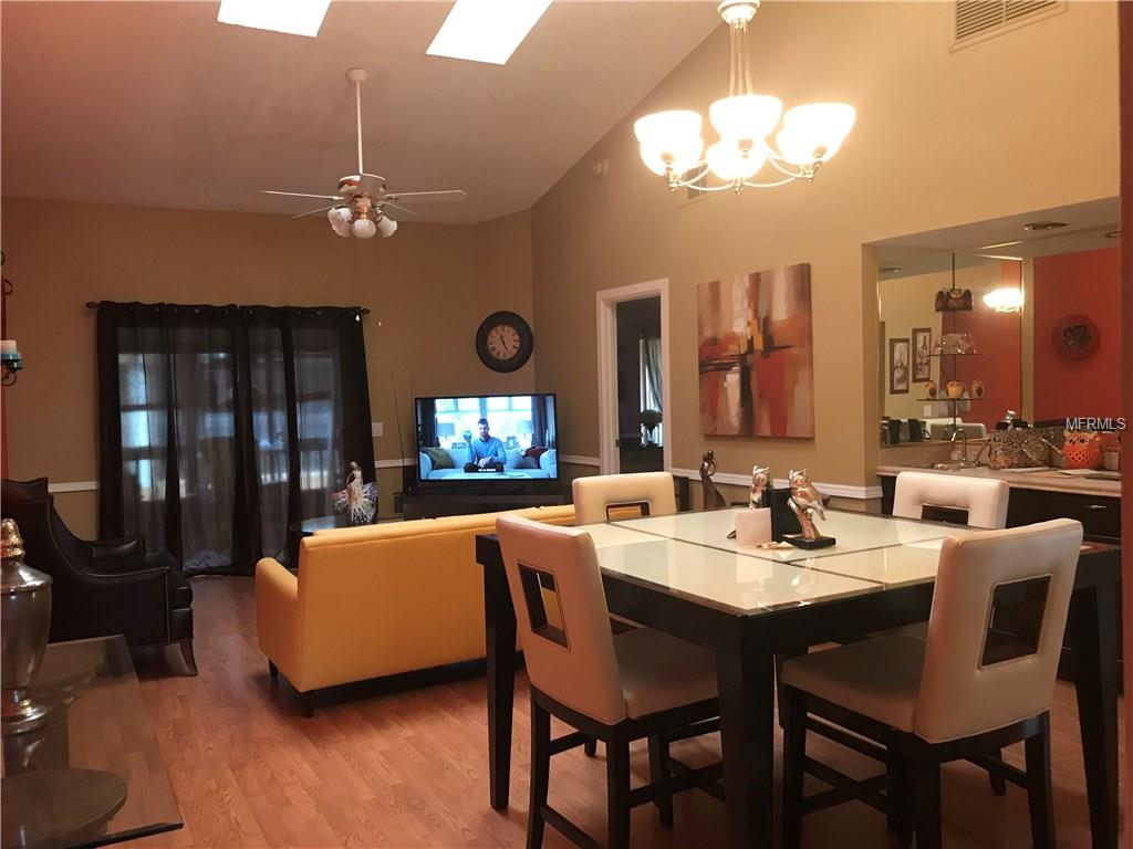 2952 CLUBVIEW DRIVE, ORLANDO, Florida 32822, 2 Bedrooms Bedrooms, 5 Rooms Rooms,2 BathroomsBathrooms,Residential,For sale,CLUBVIEW,S4855957