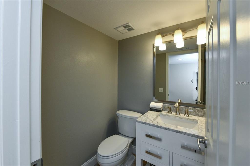 1376 LANDINGS POINT, SARASOTA, Florida 34231, 3 Bedrooms Bedrooms, 7 Rooms Rooms,2 BathroomsBathrooms,Residential,For sale,LANDINGS,A4209340